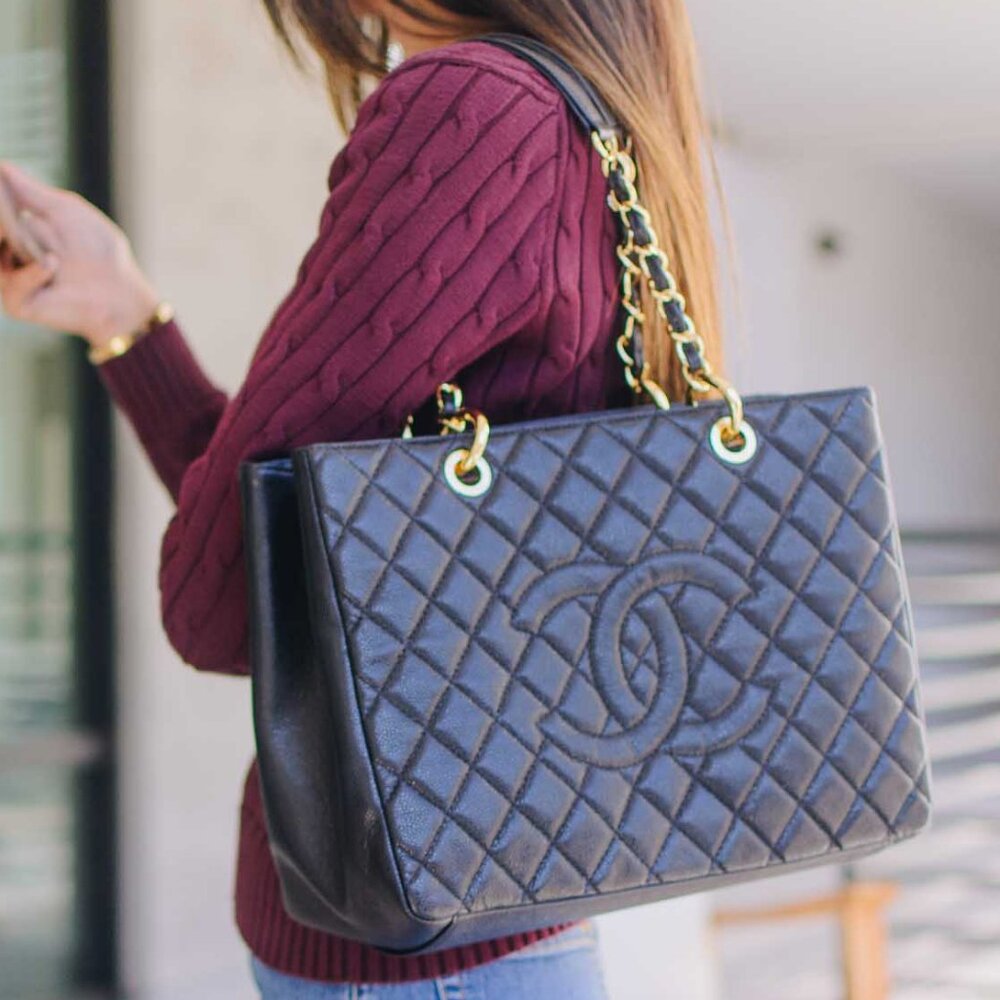 Authentic Chanel GST Caviar Grand Shopping Tote Quilted Shoulder Bag Black Chain - Picture 1 of 16